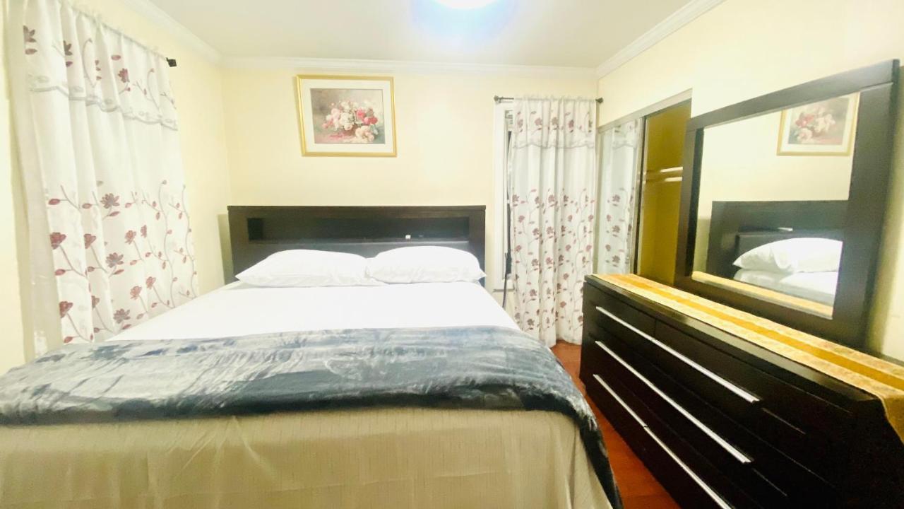 Minutes From Jfk, Beautiful Home With Peaceful, Cosy, Private Room Nueva York Exterior foto