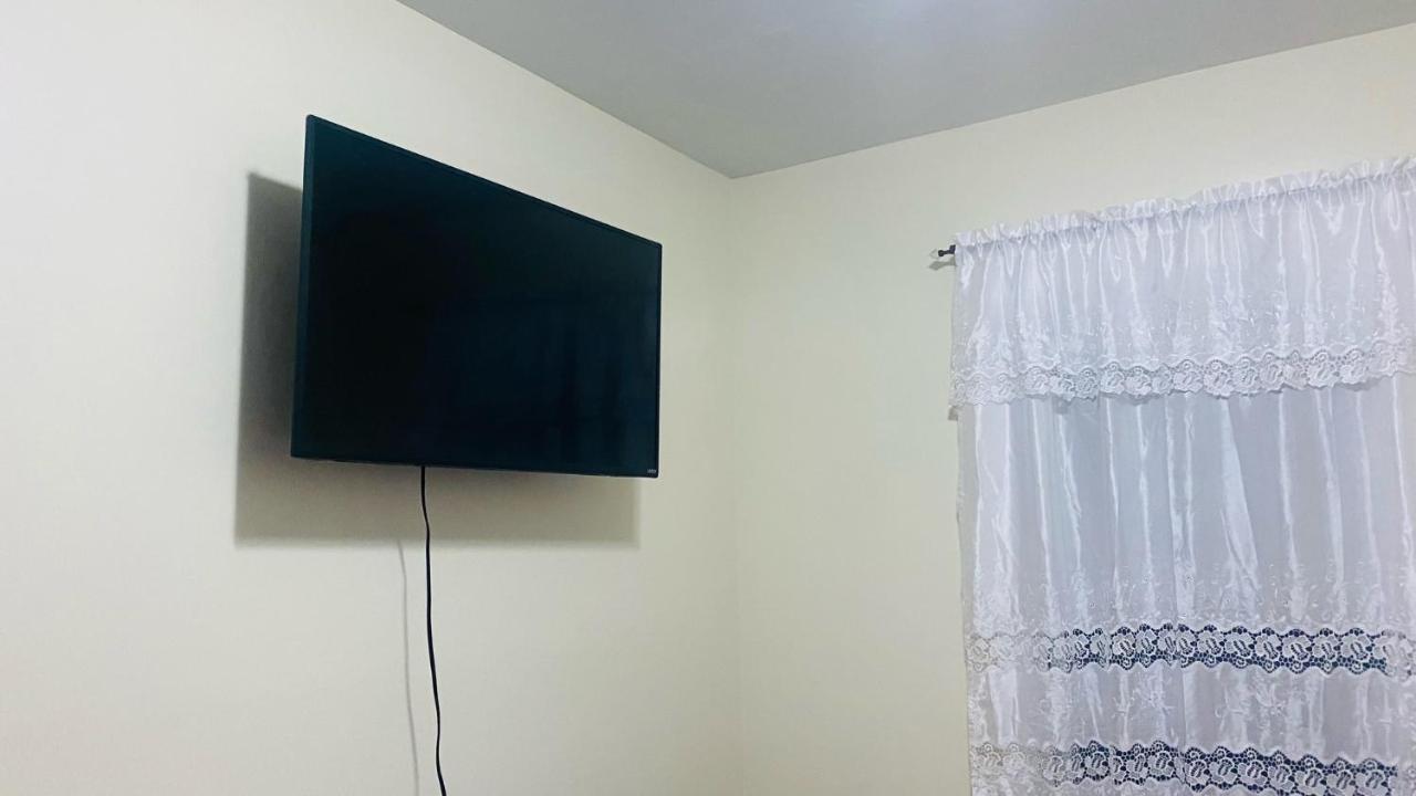 Minutes From Jfk, Beautiful Home With Peaceful, Cosy, Private Room Nueva York Exterior foto