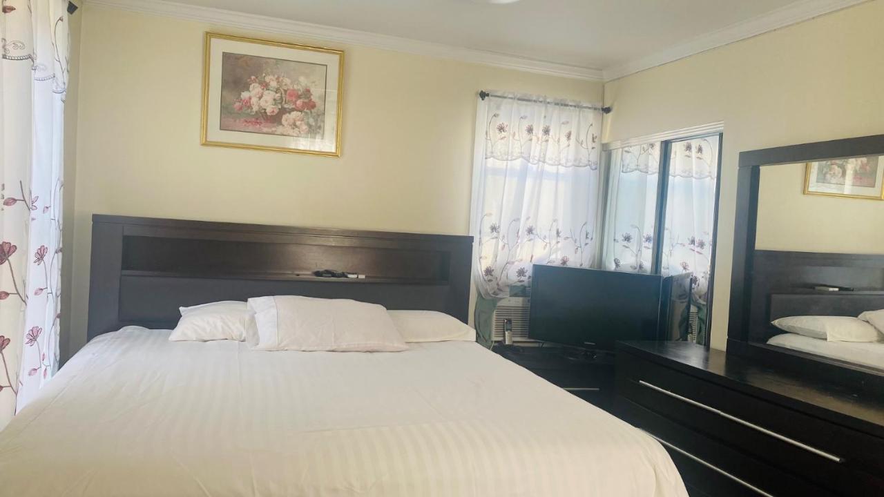 Minutes From Jfk, Beautiful Home With Peaceful, Cosy, Private Room Nueva York Exterior foto