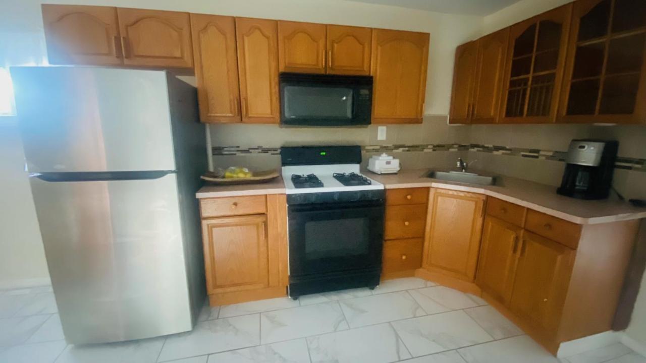 Minutes From Jfk, Beautiful Home With Peaceful, Cosy, Private Room Nueva York Exterior foto